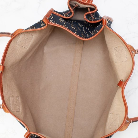 Dooney & Bourke Canvas Black Canvas Signature Logo Tote Bag - Picture 10 of 12